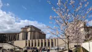 nizipapaparis.com-france-education-holiday-schedule-5-300