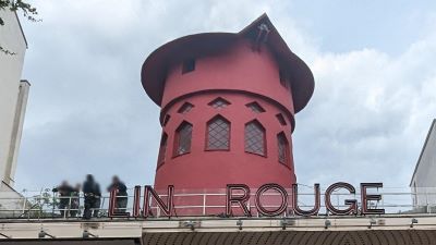 nizipapaparis.com-moulin-rouge-restoration-update-4-400-1