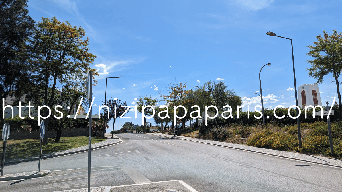 nizipapaparis.com-portugal-trip-day-2-albufeira-bus terminal-image4