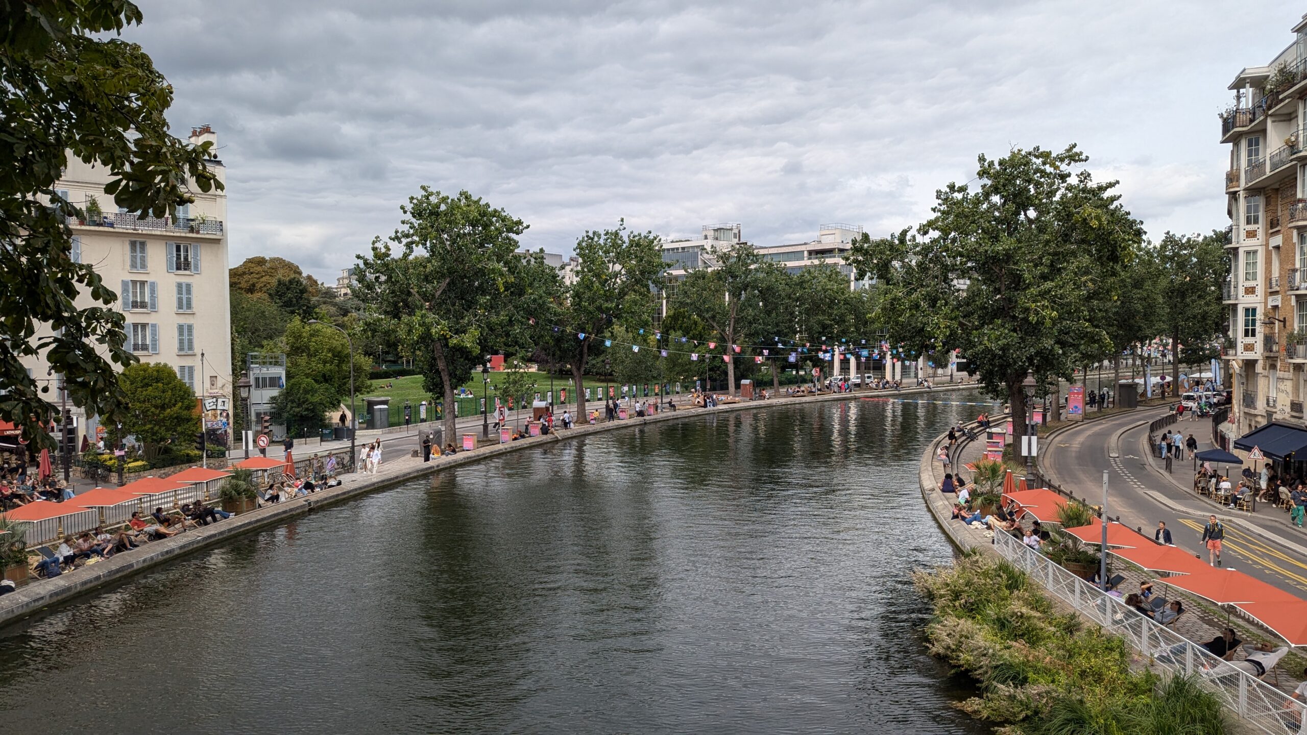 nizipapaparis.com-paris-summer-hidden-spots-saint-martin-free-swimming-image1