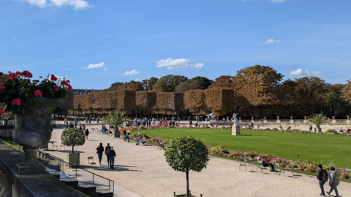 nizipapaparis.com-2024-september-paris-cold-wave-7-degrees-image1